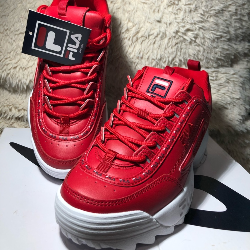 BRAND NEW RED FILA DISRUPTOR II (Women’s)